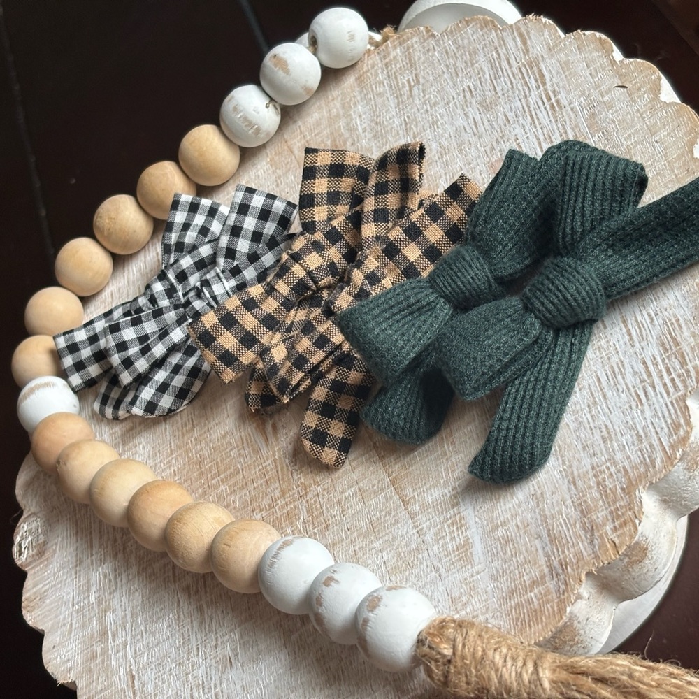 Charming Kids Bow Hair Clips Set - Black, Brown, Green